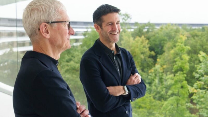 New apple CEO